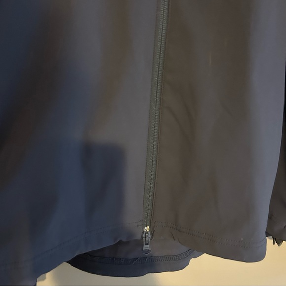 Lovely Sierra Designs Jacket/Coat with full frontal zipper - Picture 12 of 13